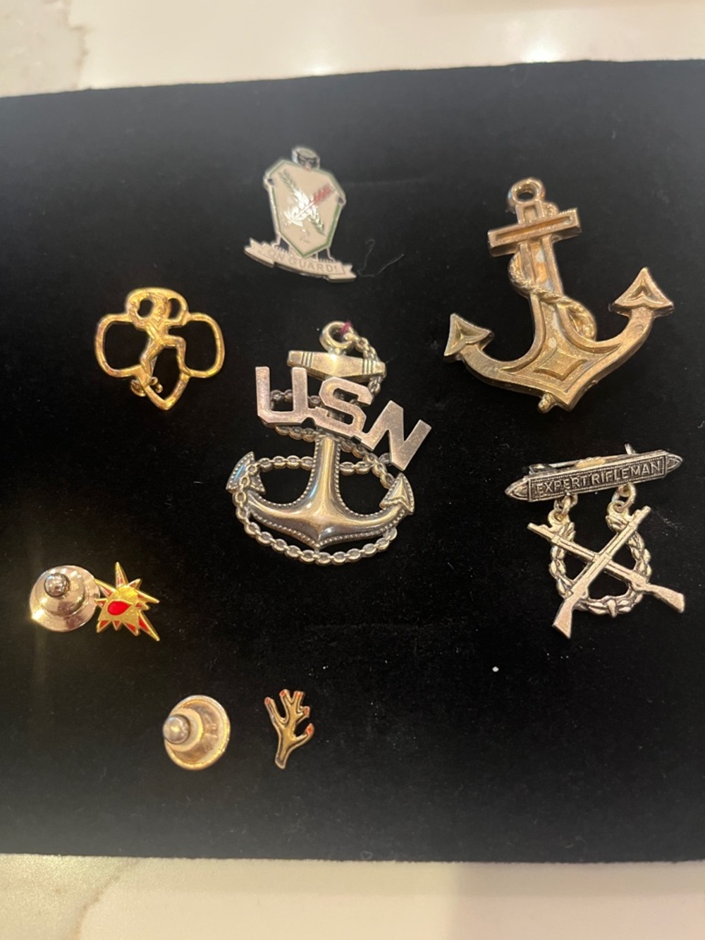 Vintage US Navy Petty Officer Pin, Navy Anchor & Rope, Expert Rifleman, & More.